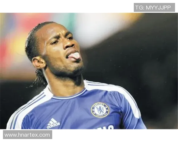 足球球星与诗意人生：从绿茵场到诗词世界的跨界传奇